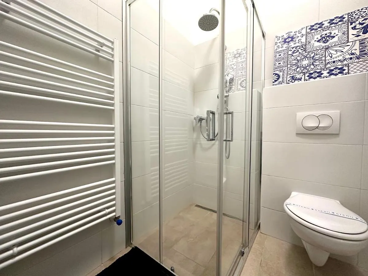 Apartment Luxury Huge Apartman - 92M2 - 3 Bedrooms - 3 Air Conditioners - Free Garage!!! Budapest